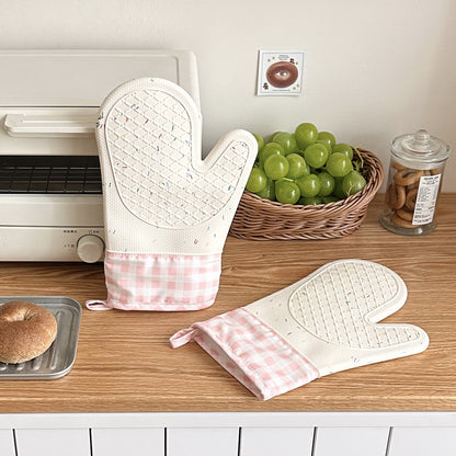 pink silicone oven mitts